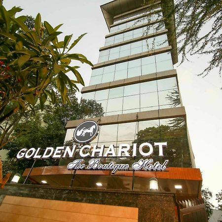 Golden Chariot The Boutique Hotel Мумбаи Экстерьер фото